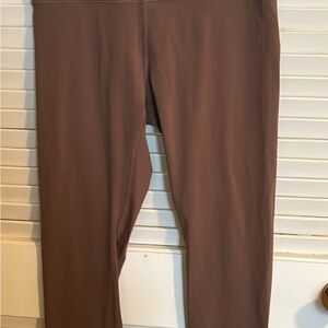 Brown High-Waisted Leggings